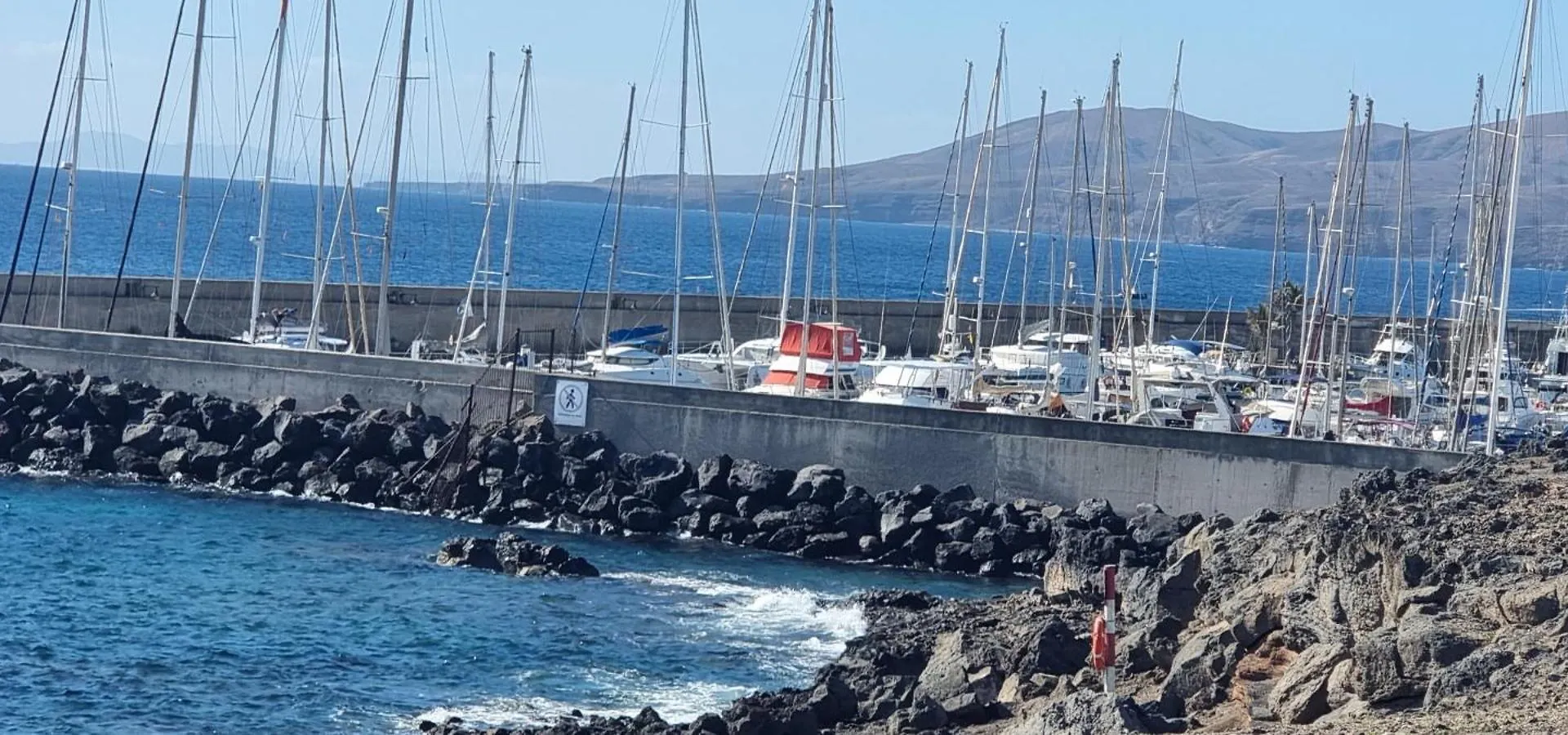 Lanzarote Apartment Rental Harbour View Tias